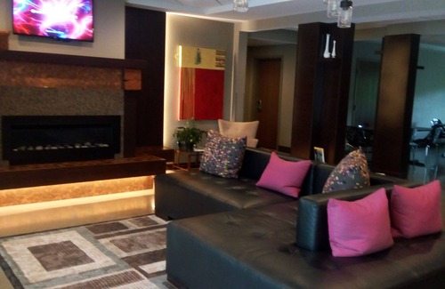 Connellsville Hotel | Comfort Inn