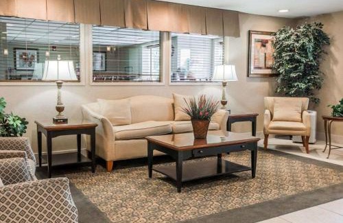 Utica Hotel | Comfort Inn