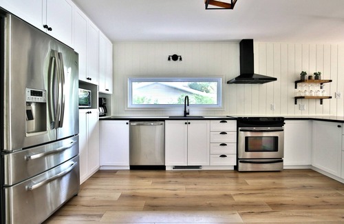 Dunham Ski Chalet | Comfort Lake Selby