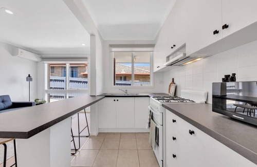 Brunswick West Apartment | Comfort Meets Brunswick Culture
