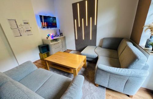 Altena Apartment | Comfort & Relax mit Sky & PlayStation - Haus Burgstadt