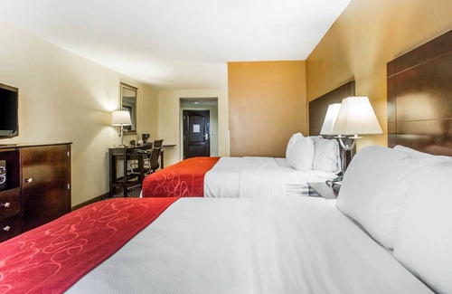 Clinton Hotel | Comfort Suites Clinton near Presbyterian College
