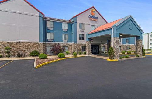 Lansing Hotel | Comfort Suites near I-80 and I-94