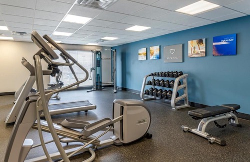 Barker Hotel | Comfort Suites Near Sam Houston Race Park