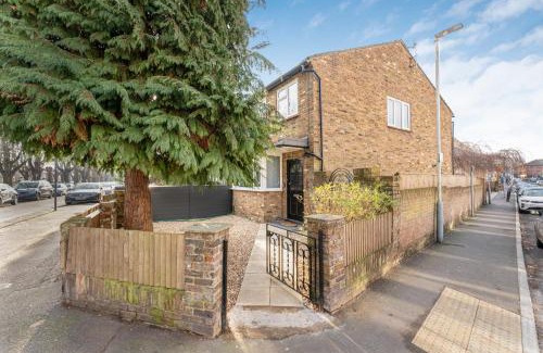 Yiewsley House | Comfort Zone