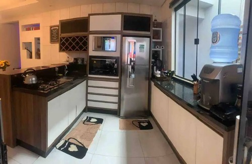 Boehmerwald House | Comfortable house with pool + games area