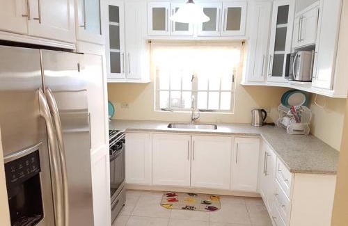 Valsayn House | Comfortable 3 Bedroom Townhouse great location
