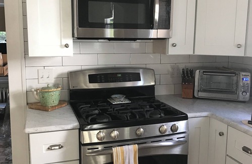 Fair Haven House | Comfortable 3-bedroom house in Red Bank, close to town, restaurants and beaches
