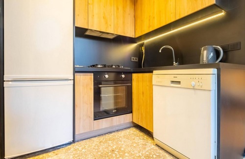 Rasimpasa Apartment | Comfortable and Central Flat in Kadikoy