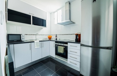 El Cabanyal Apartment | Comfortable apartment next to the Marina de Valenc