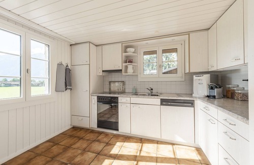 Brienz Apartment | Comfortable apartment for 6-8 people