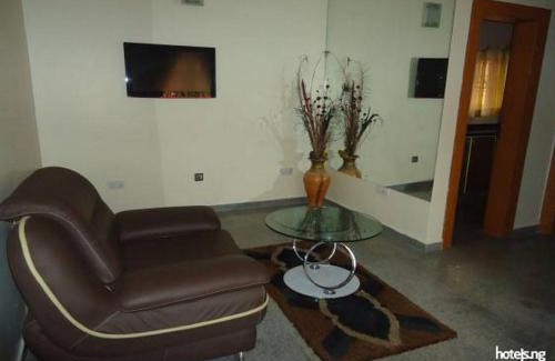 Abuja Cabin | Comfortable apartment in Waxride Residence Abuja