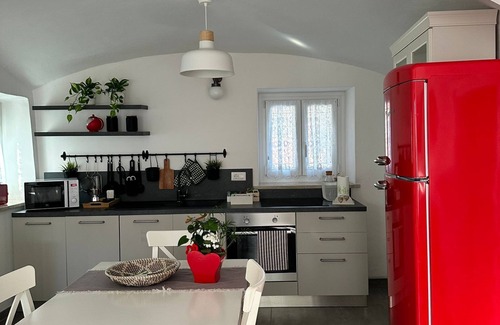Cuneo House | Comfortable apartment with kitchen, master bedroom with bathroom and garden!