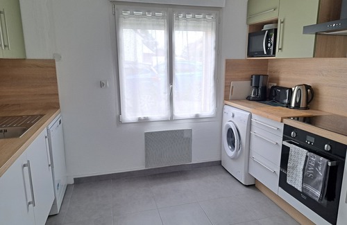 Coeur de Nacre Apartment | Comfortable apartment in villa with garden, 350 m from the beach/shops