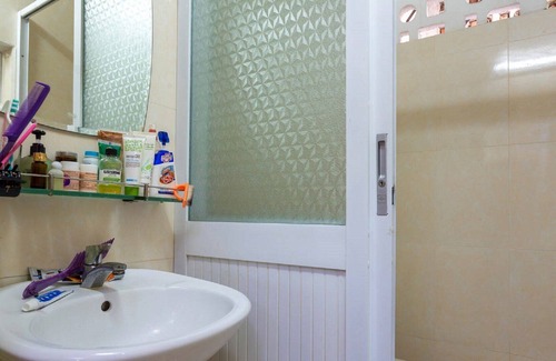 District 10 House | Comfortable & good price apartment with local host