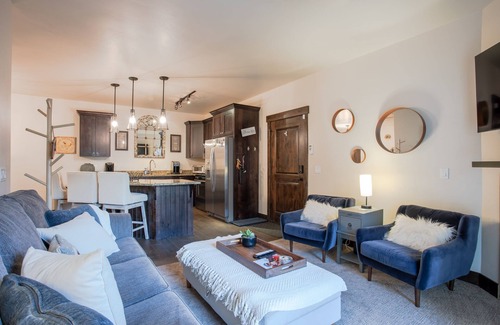 South Snyderville Basin Condo | Comfortable Luxury Ski Condo in Bear Hollow