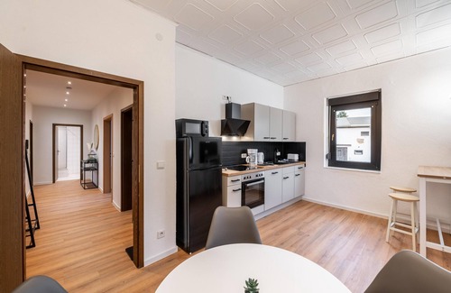Dresden Apartment | "Comfortable Monteurwohnung in Dresden-Klotzsche: Your Home Away From Home!"