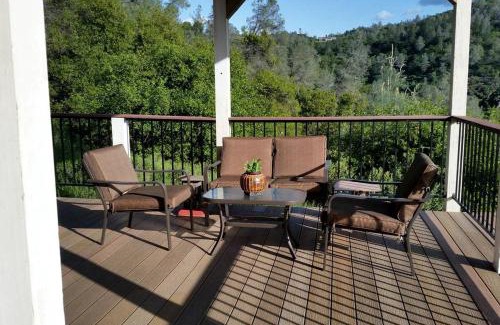 Penn Valley Cabin | Comfortable Mountain Getaway in Penn Valley, California
