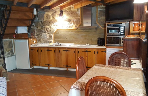 Nogueira de Ramuin House | Comfortable Rural House