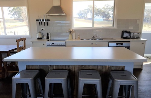 Oberon Cottage | Comfortable self-contained, three-bedroom cottage sleeping up to 8 people