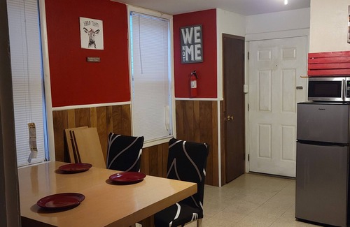 Granite City House | Comfortable SF home Granite City