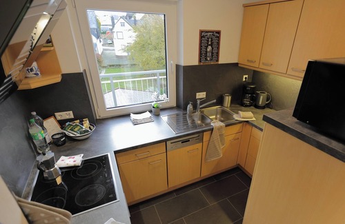 Mastershausen Apartment | Comfortable Vacation Apartment "Goldener Mond" with Wi-Fi, Balcony