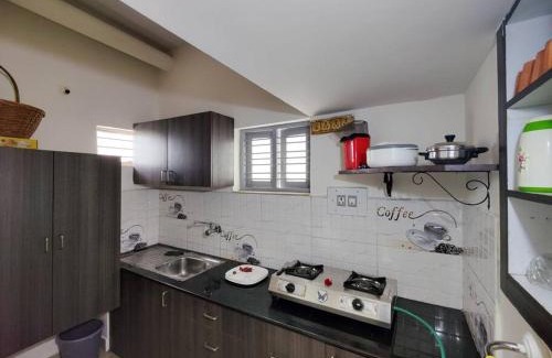 Bengaluru Apartment | Comfy 2-bedroom House in Sanjaynagar, Bengaluru