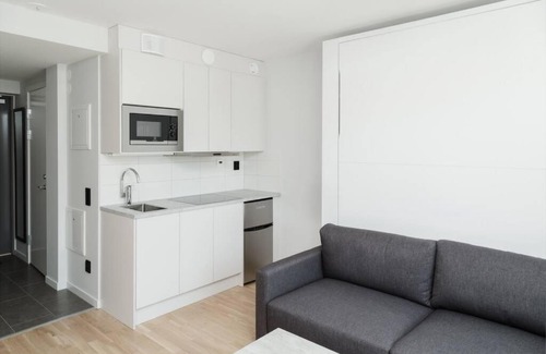 Lidingo Apartment | Comfy and well equipped Apartment w free parking