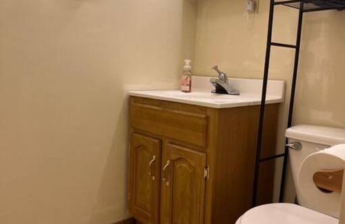 Sayre Apartment | Comfy Apt near Guthrie/RPH Sayre