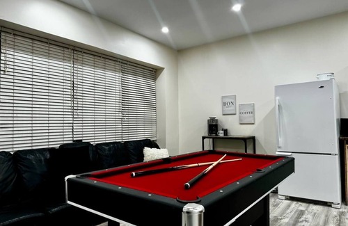 Sudbury Apartment | Comfy Flat | Hot Tub + Games