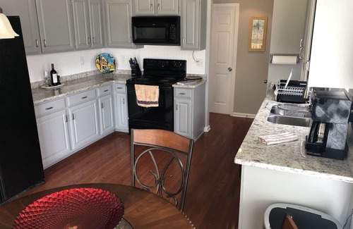 Lawrenceville House | Comfy Meets Spacious & Peaceful