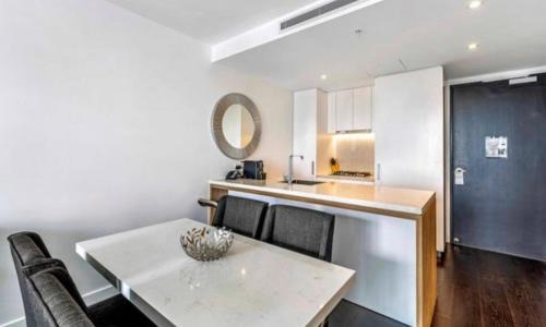 Fortitude Valley Apartment | Comfy Modern Apartment - Central Brisbane Fortitude Valley
