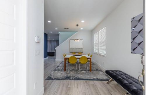 West Kissimmee House | Comfy Modern House w Pool Perfect Location