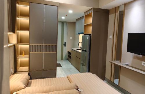 Surabaya Apartment | Comfy Studio Apartemen Bella Tower by ERELYN