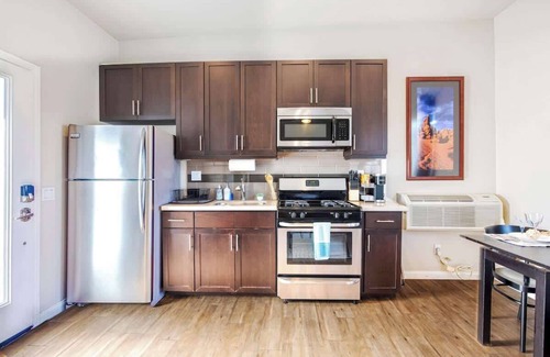 National City Condo | Comfy Studio | Close to Downtown