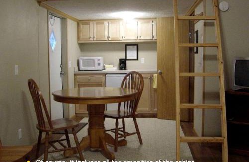 Meadview House | Comfy Vacation Rental with Wi-Fi and Kitchenette in Meadview, Arizona