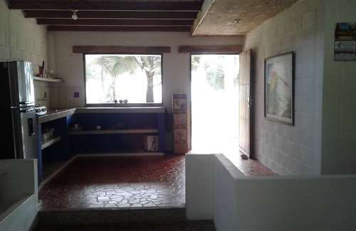 Capurgana House | Comoda y sencilla casa frente a la playa.