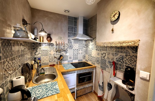 Salins-les-Bains Apartment | Completely renovated studio for 4, downtown Salins Les Bains with garden