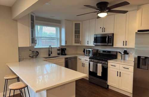 Oak Forest House | Completely renovated home