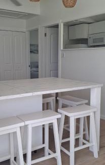 Blossom Village Villa | Conch Club Cottage