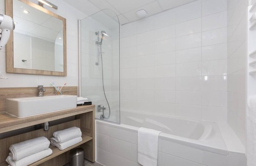 Rivedoux-Plage Condo | Condo ∙ 1 bedroom ∙ 4 guests