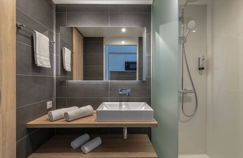 Antibes Condo | Condo ∙ 1 bedroom ∙ 4 guests