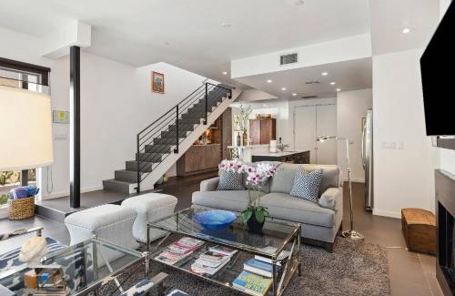 Canyon Corridor House | Condo 2829 S. Palm Canyon Dr Palm Springs