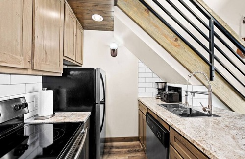 Lutsen Condo | Condo at Lutsen Mtn Ski in Ski out Hike Bike Ski Swim etc