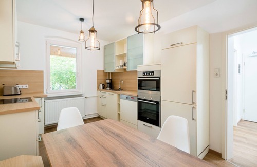 Zirndorf Apartment | Condo II - modern apartment for up to 6 people