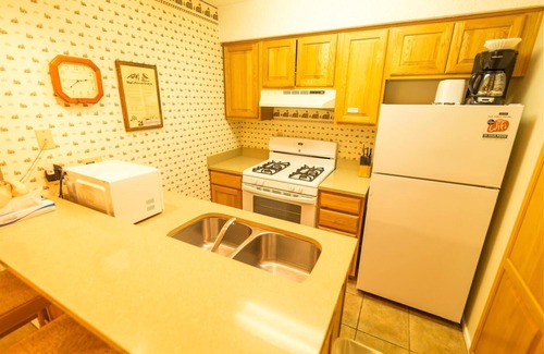 Taos Ski Valley Condo | Condo in the mountains!