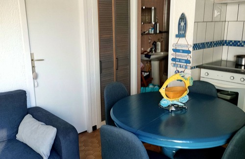 Saint-Cyprien Plage Apartment | Condominium with terrace, park and nearby beaches