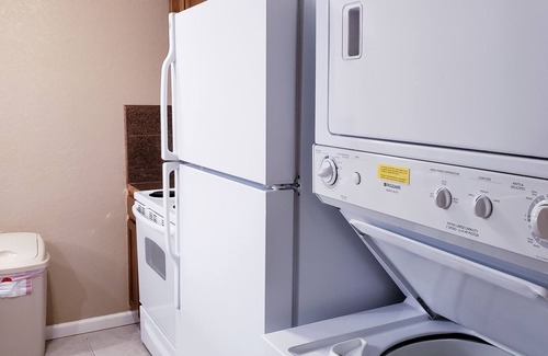 Lansing Condo | Condotels