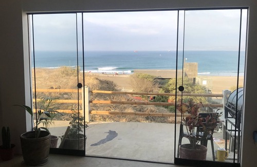 Lobitos House | Confortable room with the best beach view in all Lobitos