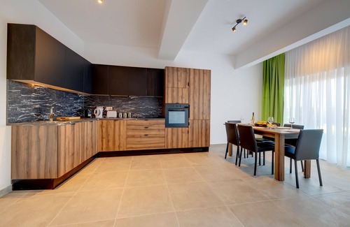 Ghaxaq Apartment | Contemporary 3BR Maisonette in Ghaxaq